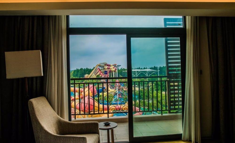 Gleetour Maya Hotel Wuhan Buitenkant foto