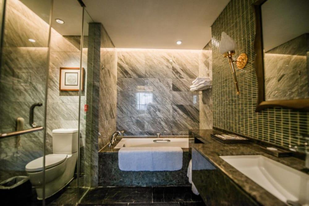 Gleetour Maya Hotel Wuhan Buitenkant foto