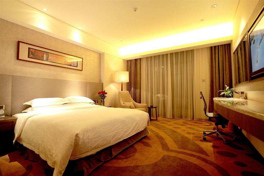 Gleetour Maya Hotel Wuhan Buitenkant foto