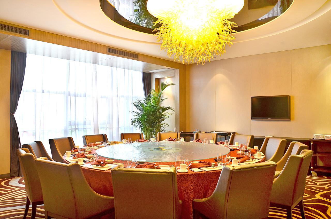 Gleetour Maya Hotel Wuhan Buitenkant foto