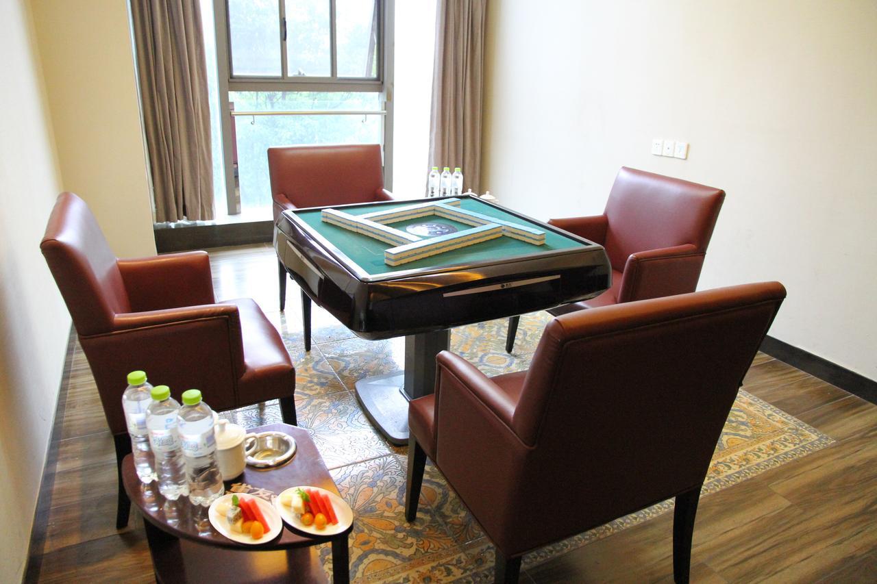 Gleetour Maya Hotel Wuhan Buitenkant foto