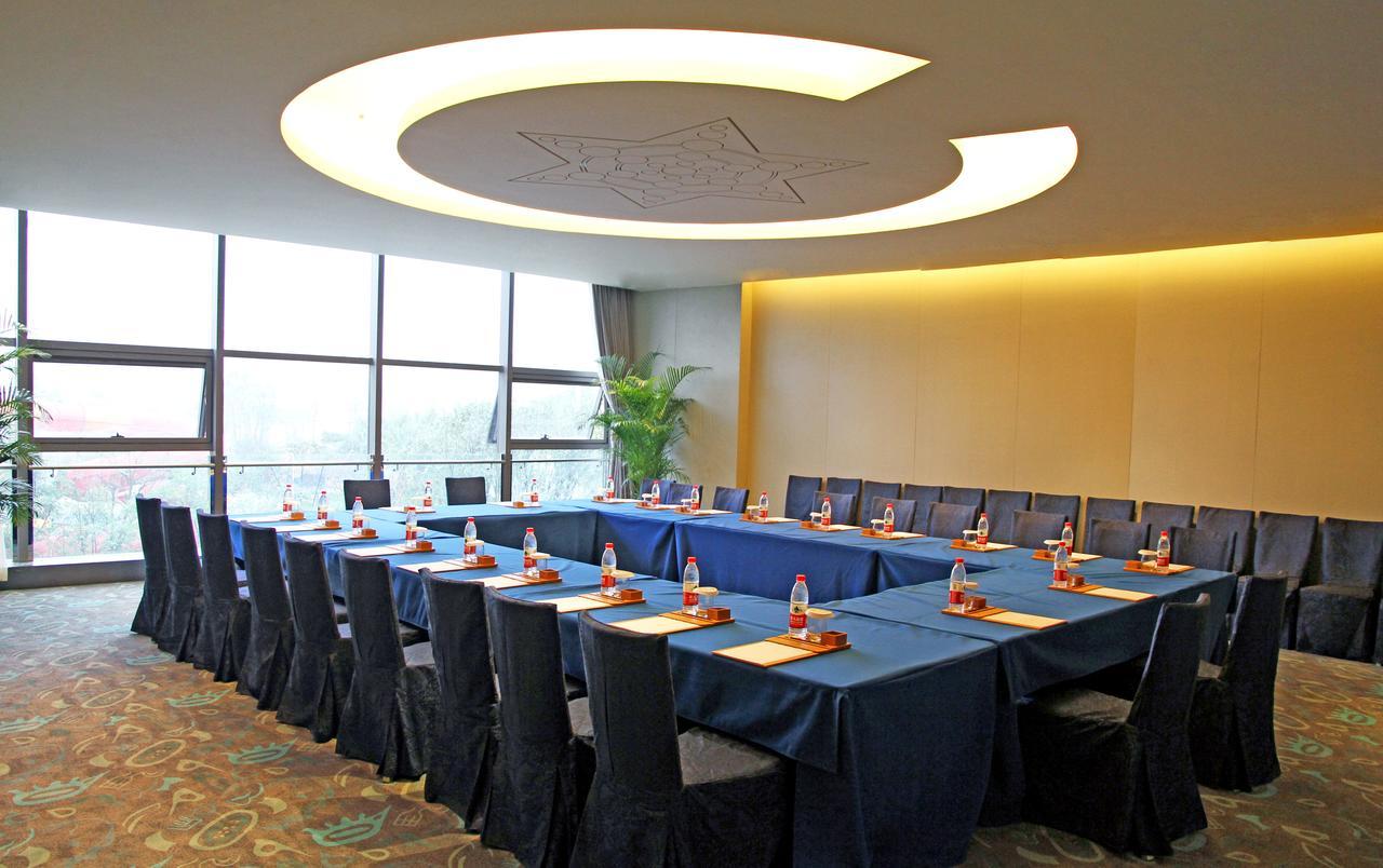 Gleetour Maya Hotel Wuhan Buitenkant foto