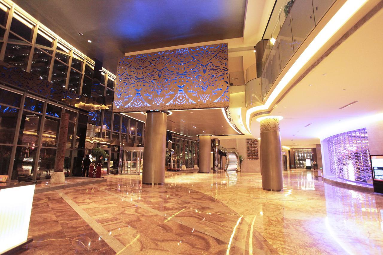 Gleetour Maya Hotel Wuhan Buitenkant foto